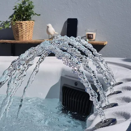 De Charme - Piscine - Etang