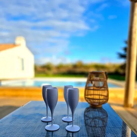 וילה De Charme - Piscine - Etang סנט-אילר-דה-רייה