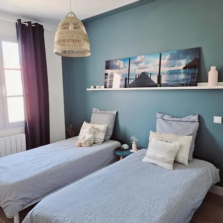 De Charme - Piscine - Etang Villa